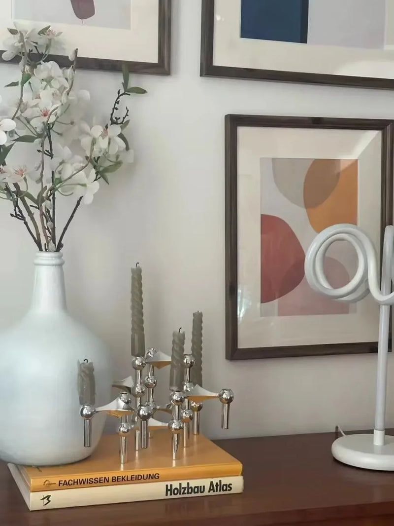 Metal Molecular Structure Candle Holder – Modern Silver Candelabra for Elegant Home Decor